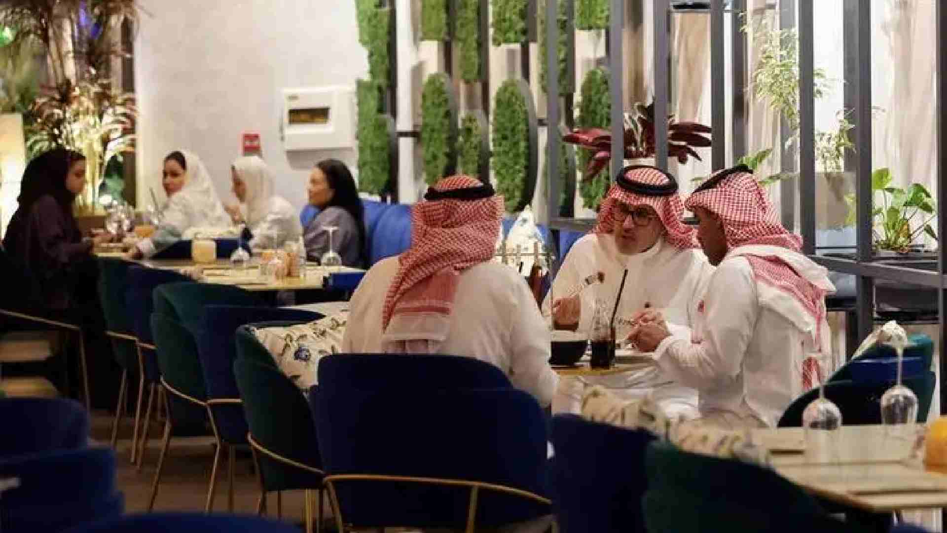 restaurant in saudi arabia 